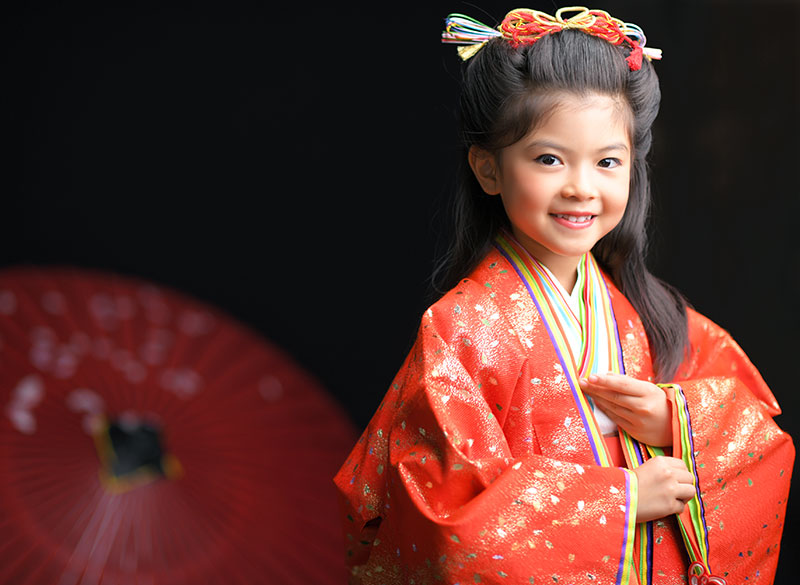 七五三 7歳 女の子 時代衣裳 十二単 ストロボ