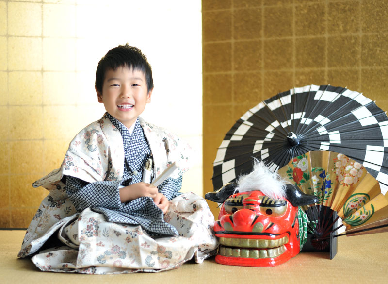 七五三 5歳 男の子 時代衣裳 陣羽織 自然光 獅子舞と