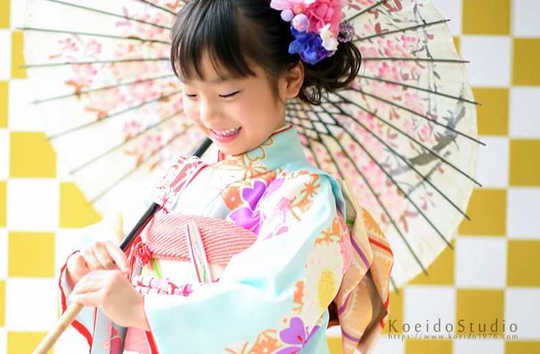【Maki】正絹☆純粋無垢なはにかみ笑顔がぴったりの優雅な7歳七五三用祝着 Maki様専用】正絹☆純粋無垢なはにかみ笑顔がぴったりの優雅な7